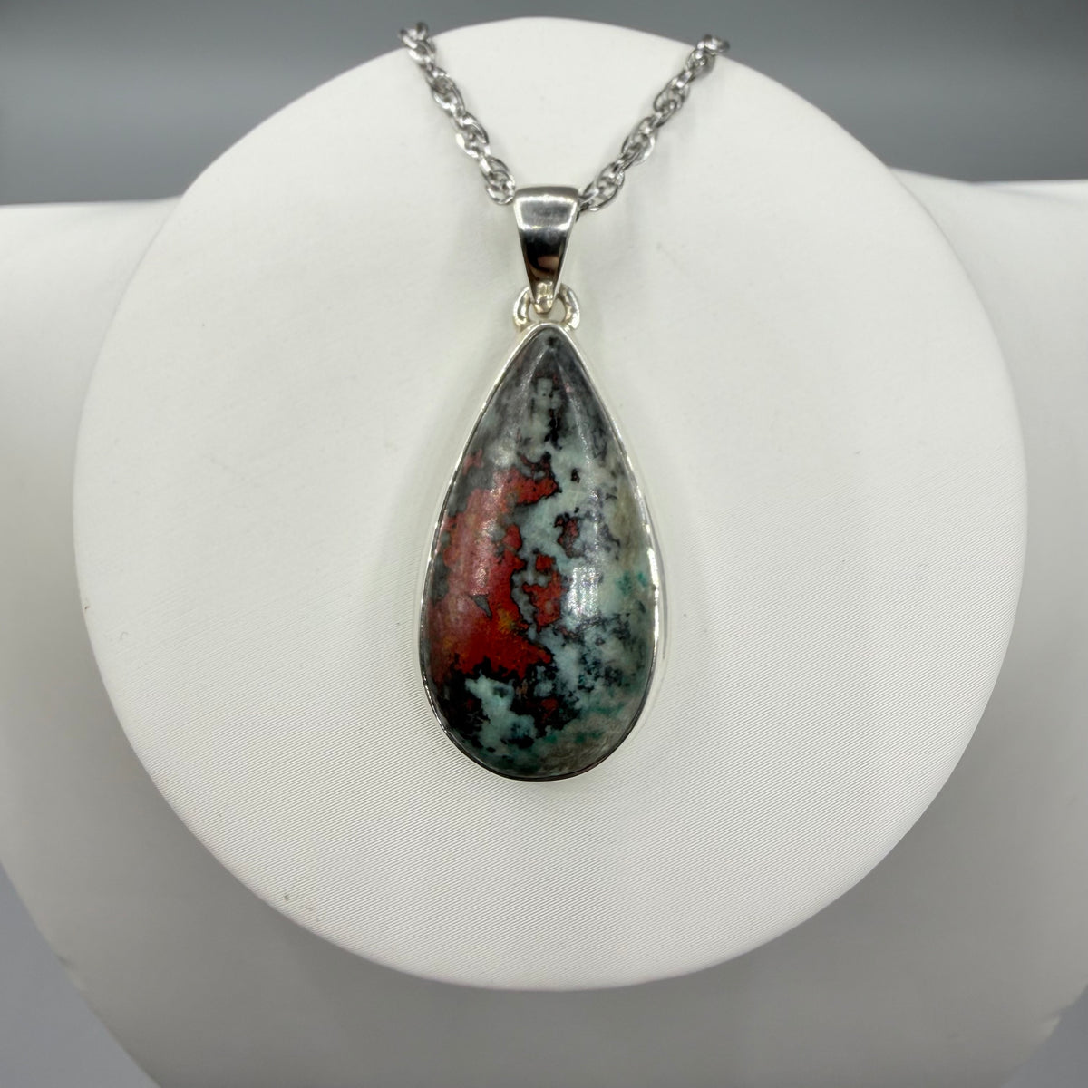 Ciondolo Cuprite e Argento 925 - Goccia