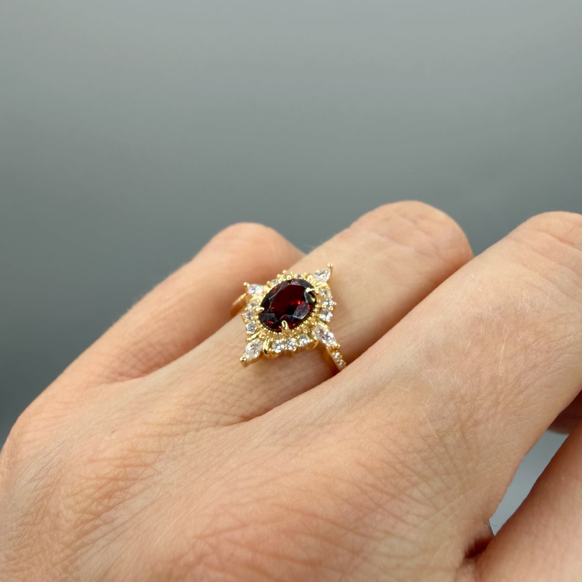 Anello Change Granato | Argento 925 placcato oro 14k - NON REGOLABILE