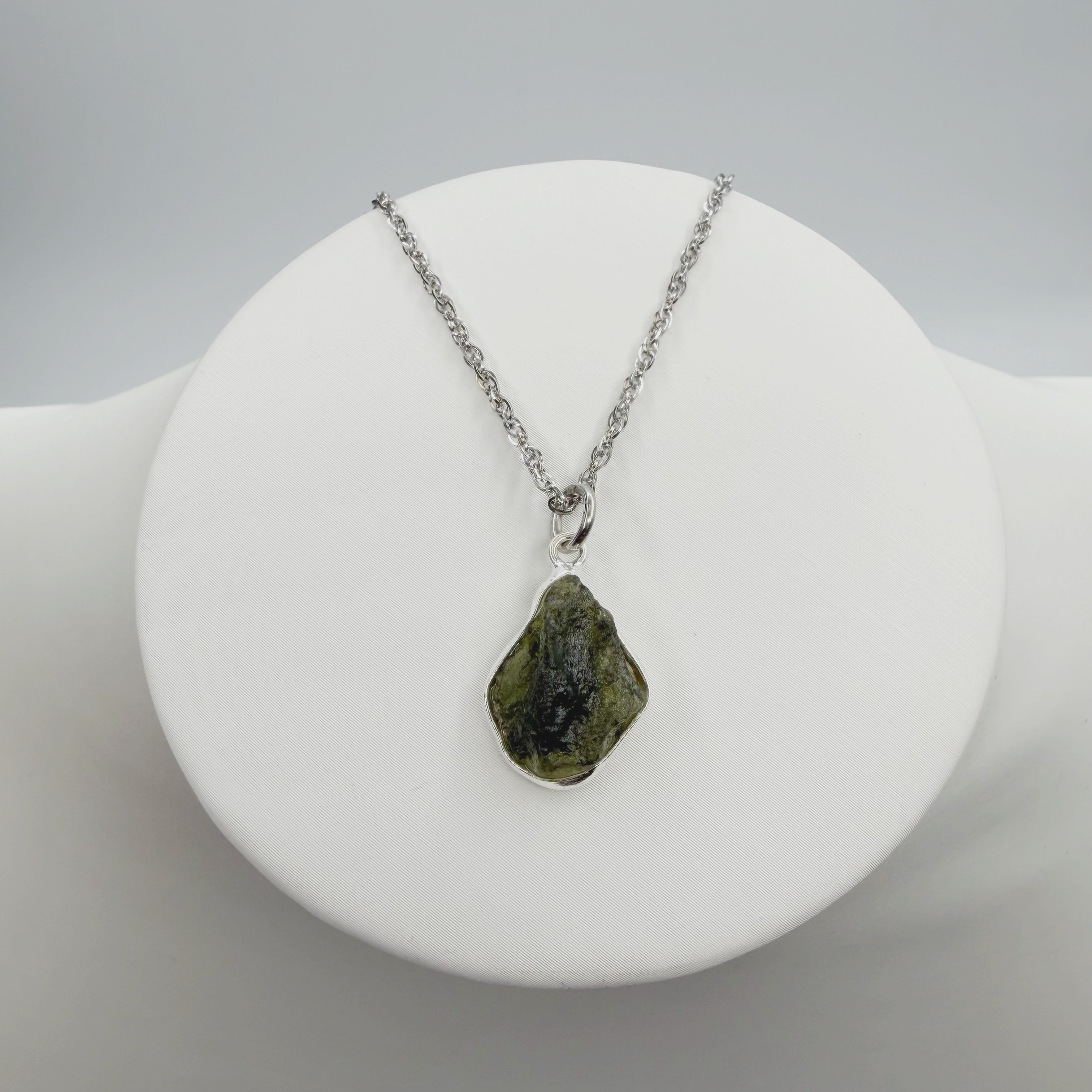 Ciondolo Moldavite Grezza e Argento 925