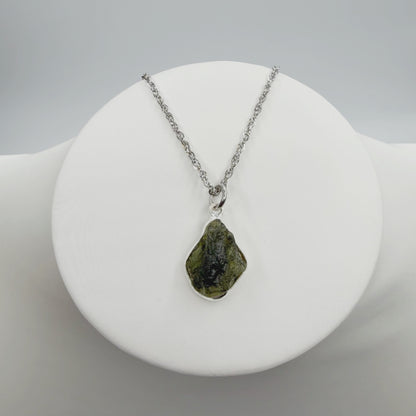 Ciondolo Moldavite Grezza e Argento 925