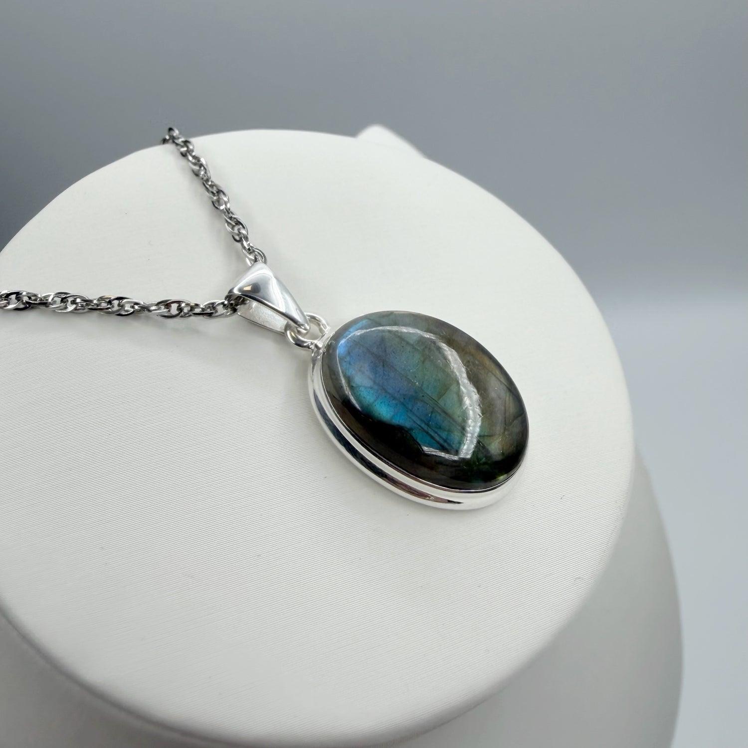 Ciondolo Labradorite Multifuoco Argento 925 - Ovale