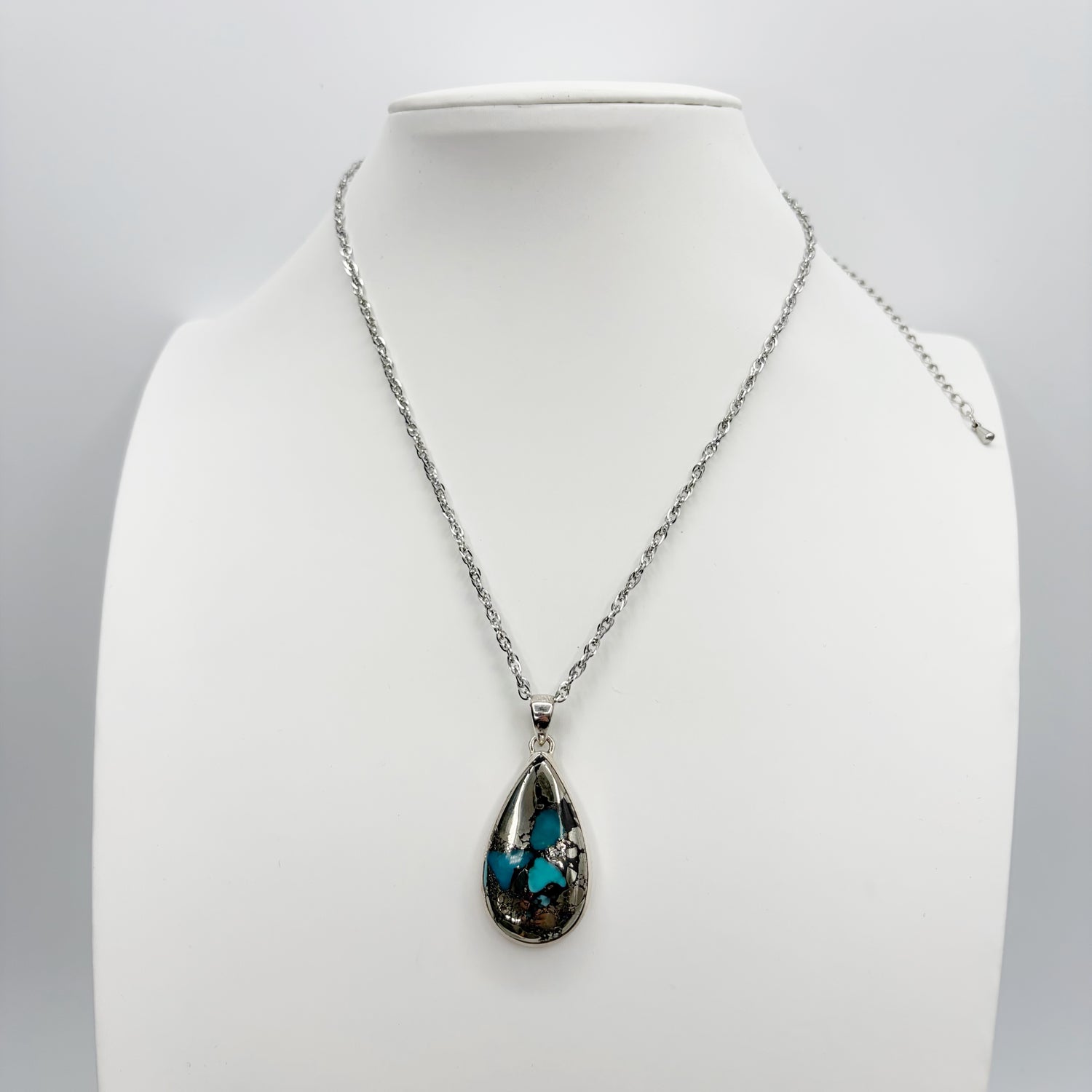 Ciondolo Turchese Naturale in Pirite | Argento 925 - Goccia