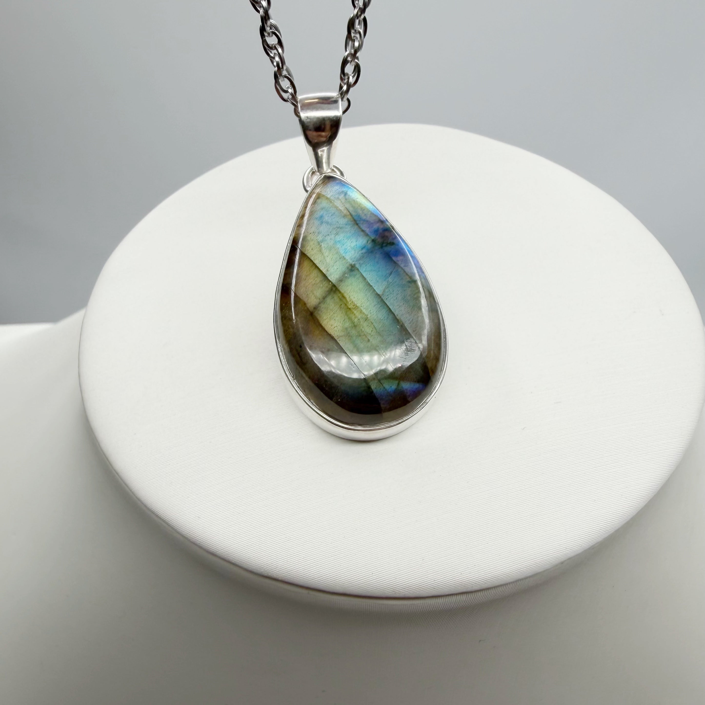 Ciondolo Labradorite Multifuoco - Argento 925 a Goccia