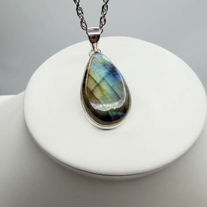 Ciondolo Labradorite Multifuoco - Argento 925 a Goccia