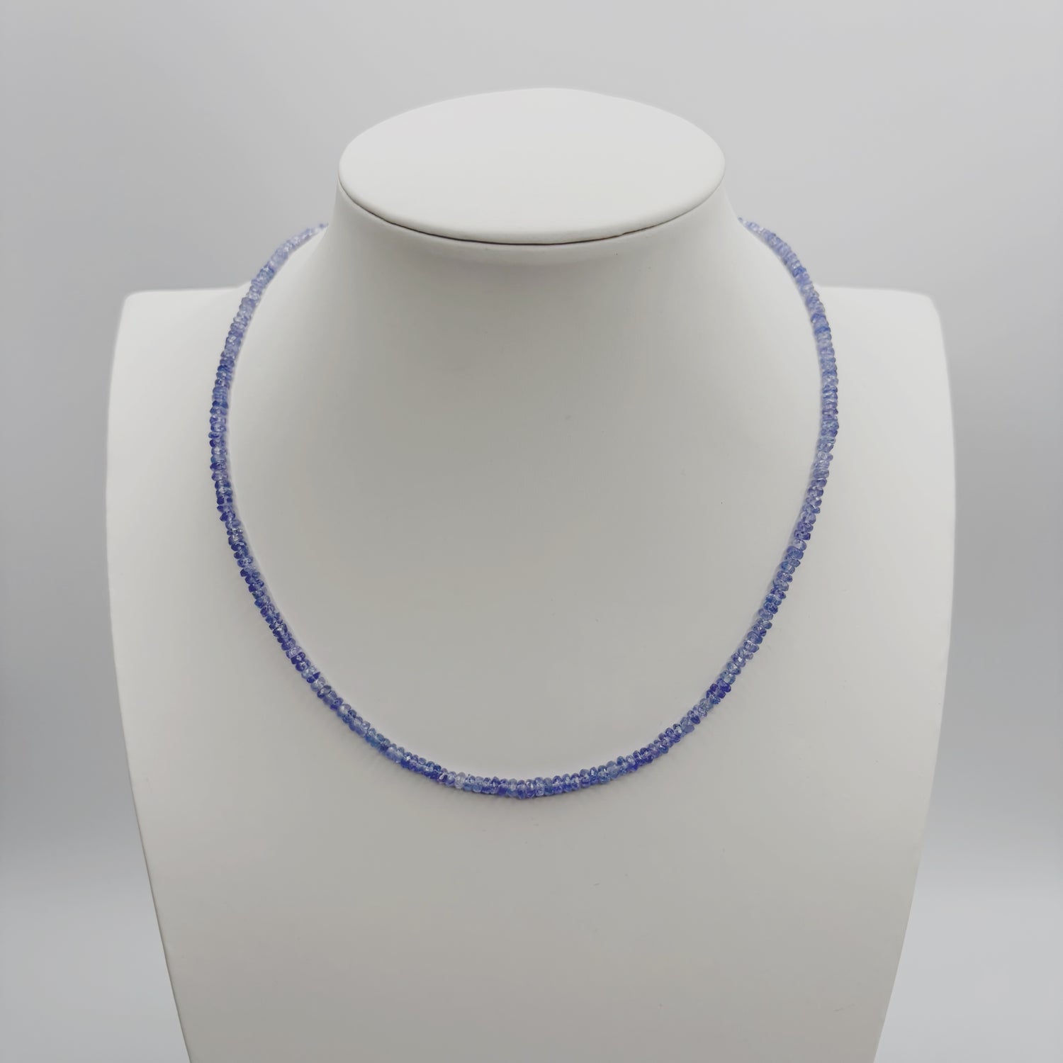 Girocollo Tanzanite