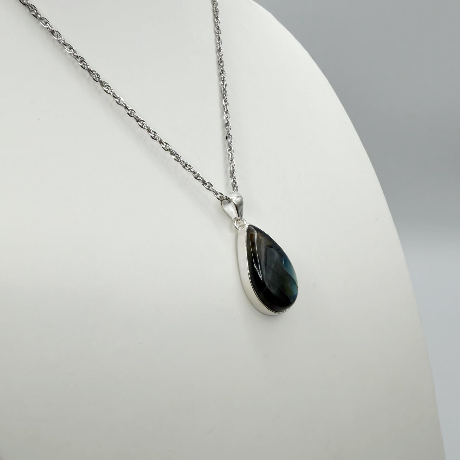 Ciondolo Labradorite Multifuoco - Argento 925 a Goccia