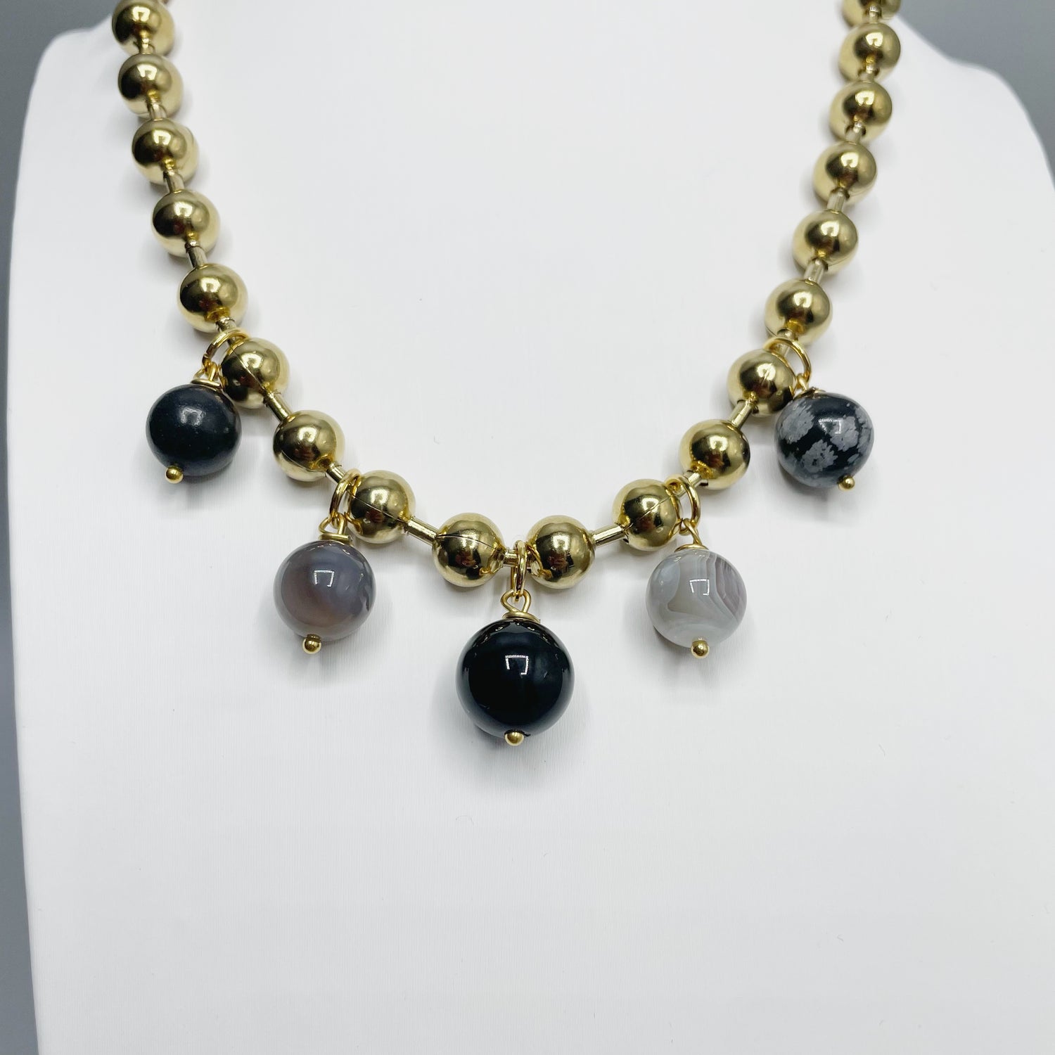 Girocollo Cerchio Protettivo Gold - Occhio di Shiva, Shungite, Ossidiana, Onice