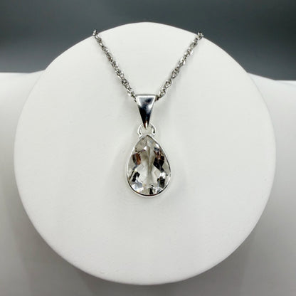 Ciondolo Cristallo di Rocca e Argento 925 - a Goccia