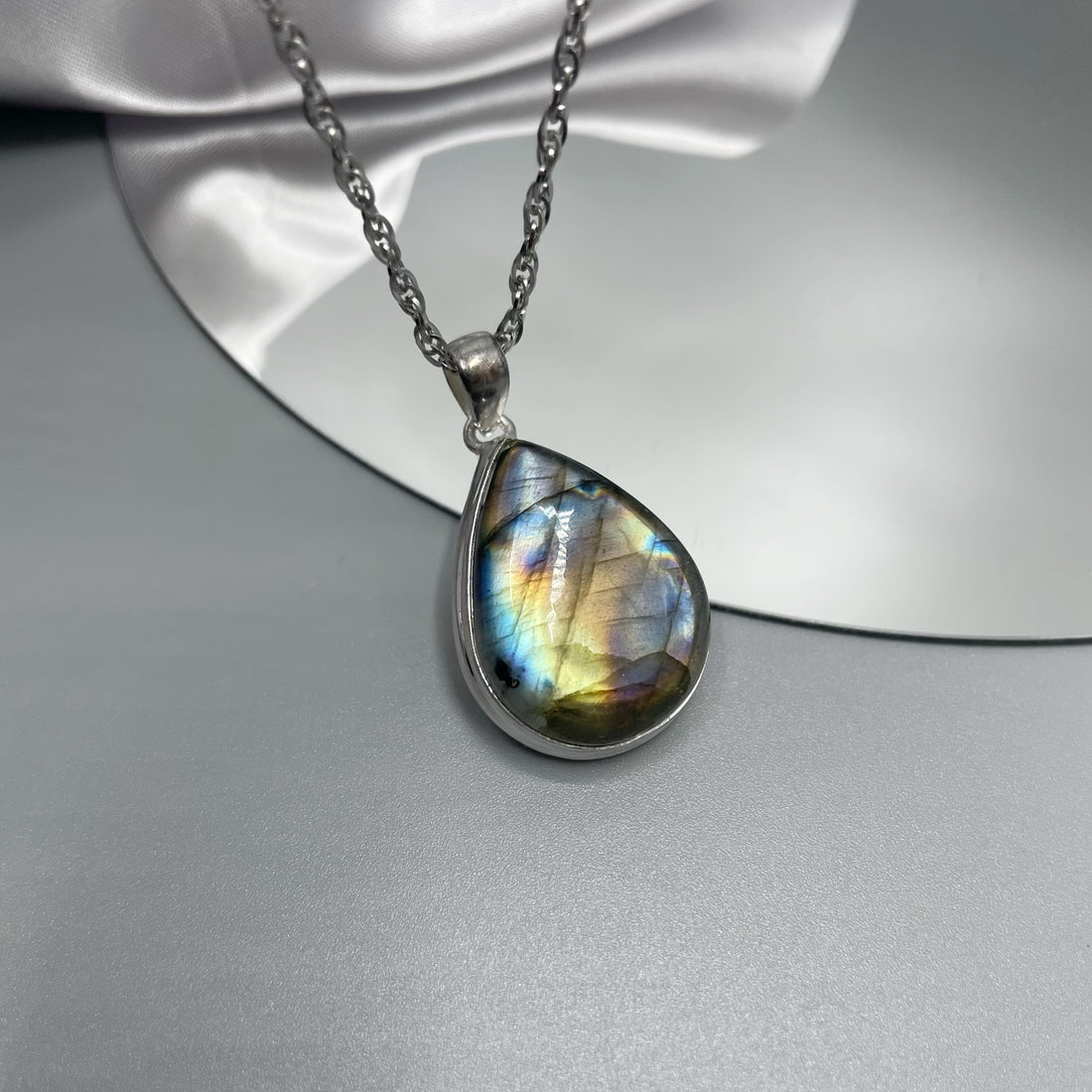 Ciondolo Labradorite a Goccia - Argento 925