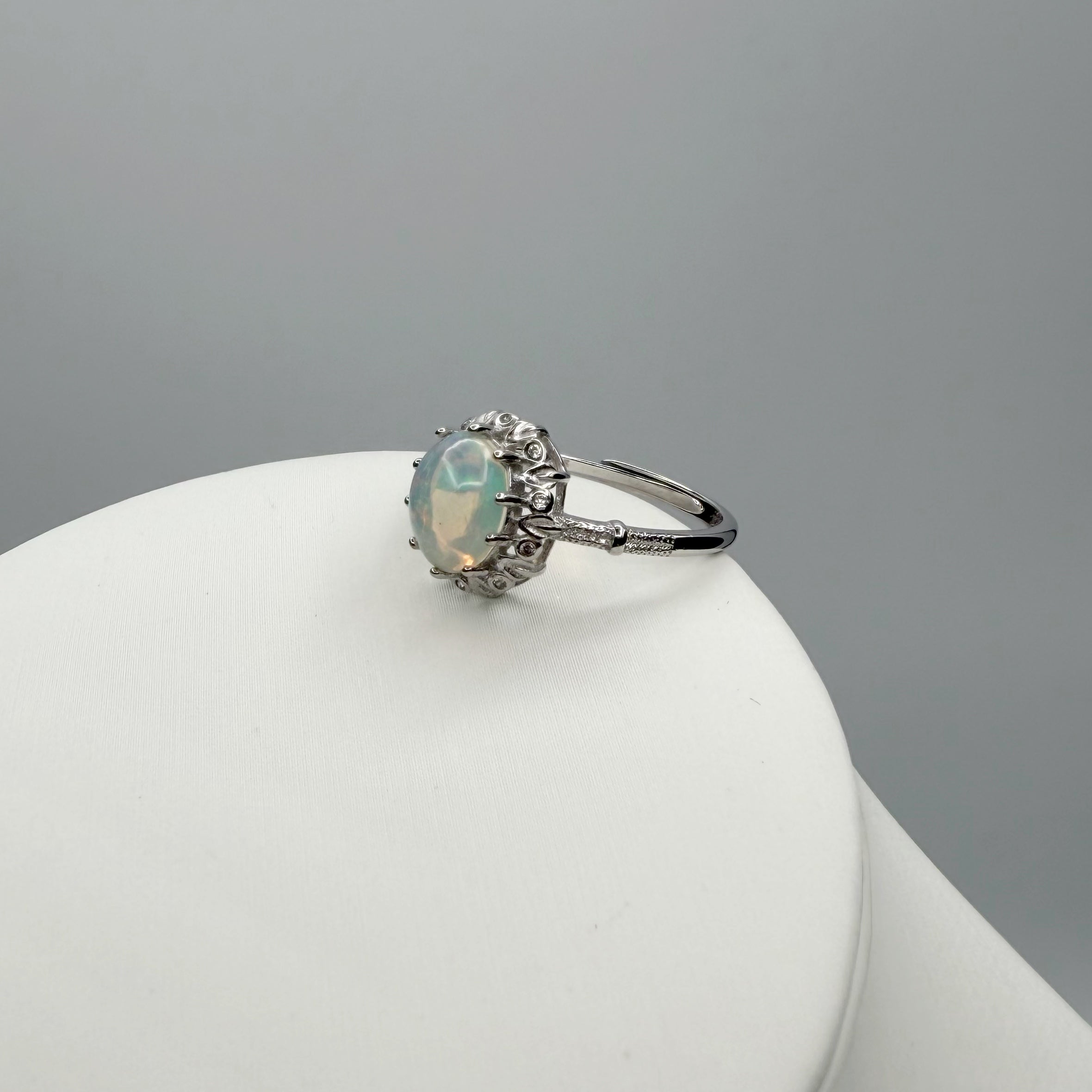 Anello Opale Etiope e Argento 925