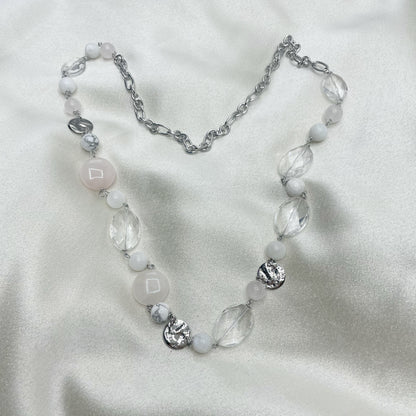 Collana lunga Quarzo Rosa, Howlite, Labradorite Bianca, Cristallo di Rocca