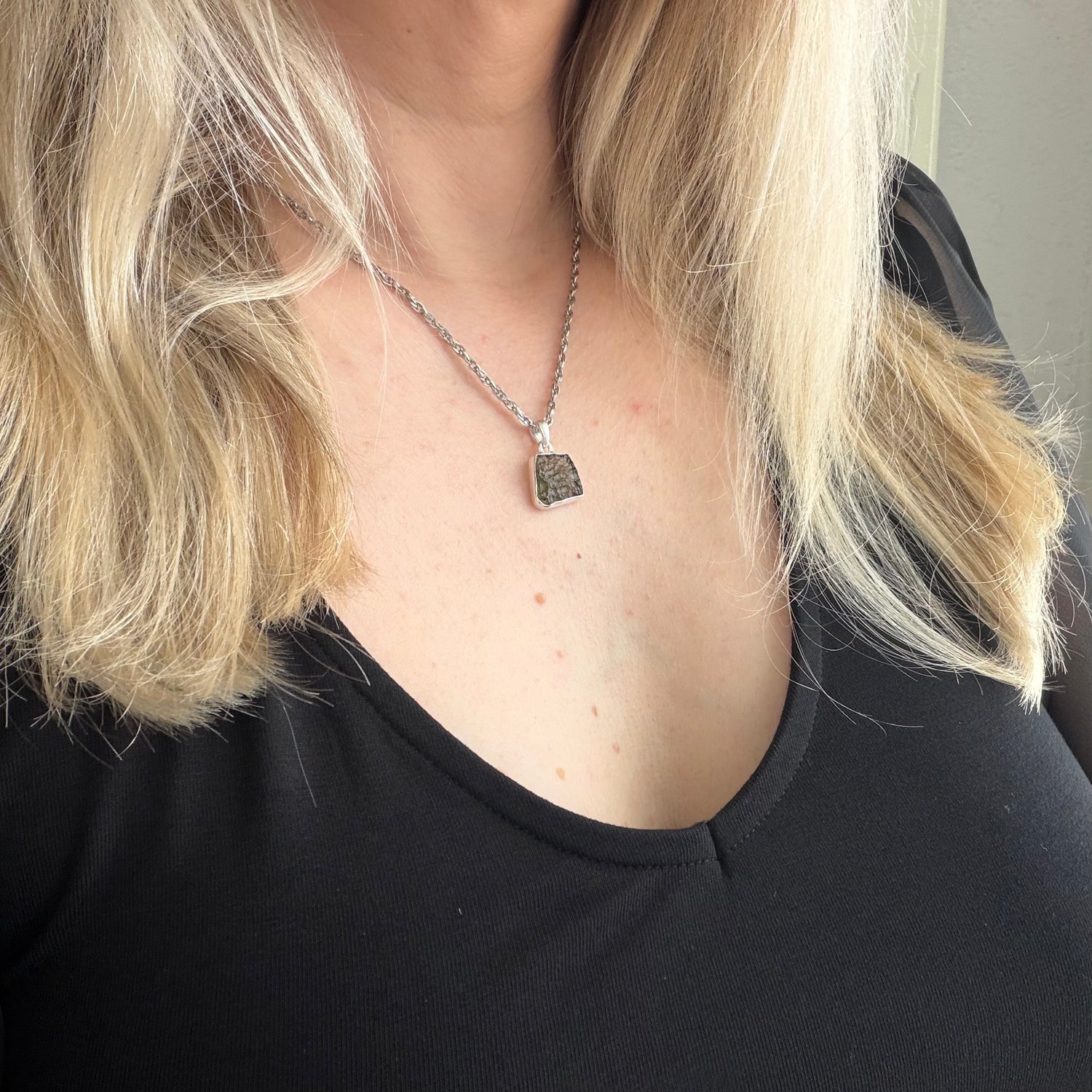 Ciondolo Moldavite Grezza e Argento 925