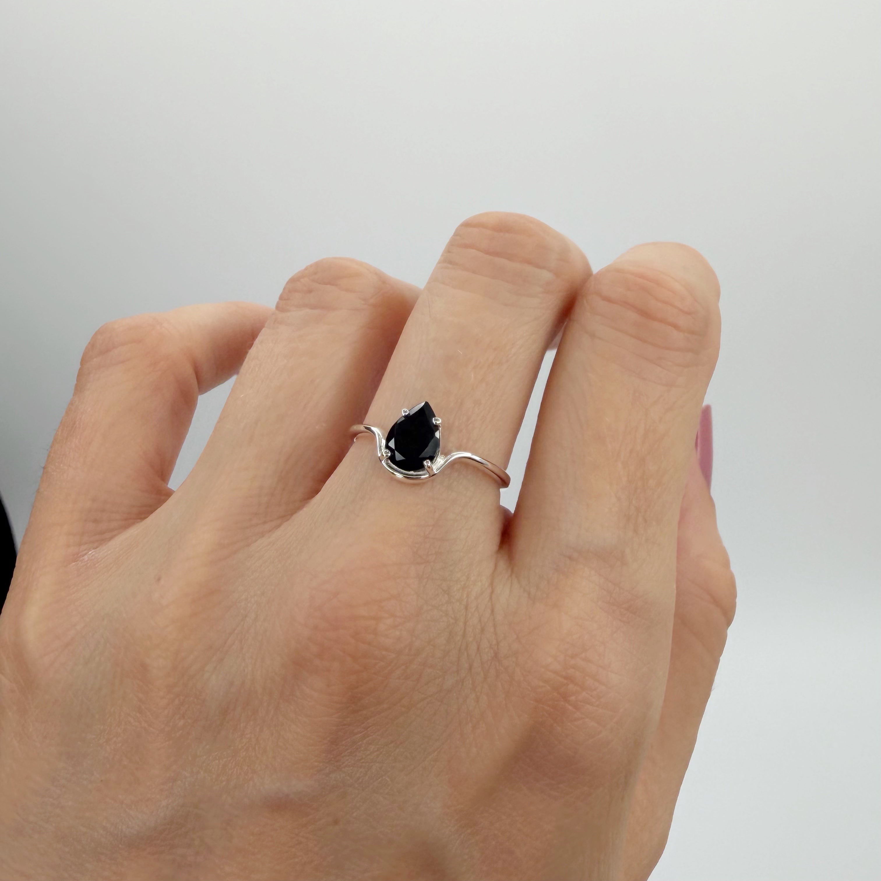 Anello Tormalina Nera a Goccia | Argento 925 - NON REGOLABILE