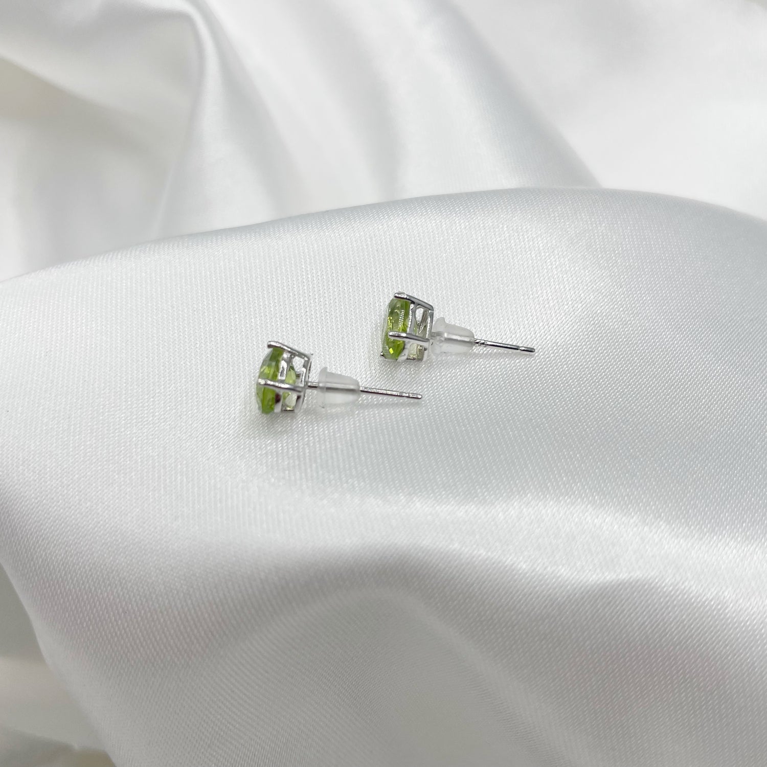 Set Bracciale Giada nefrite e Orecchini a Lobo Peridoto