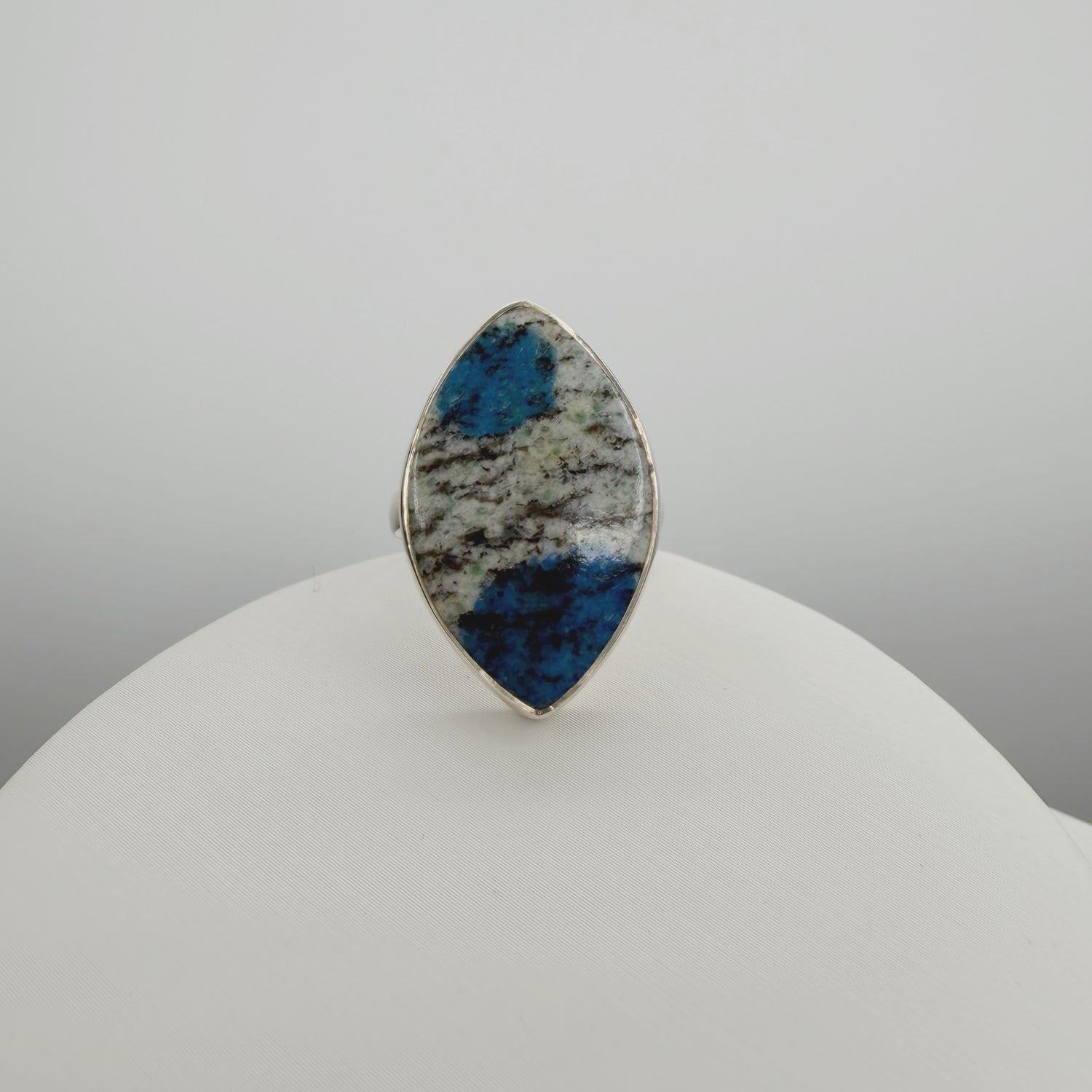 Anello Azzurrite in Granito (K2) e Argento 925