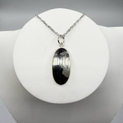 Ciondolo Pirite in Magnetite - Argento 925 - OVALE B