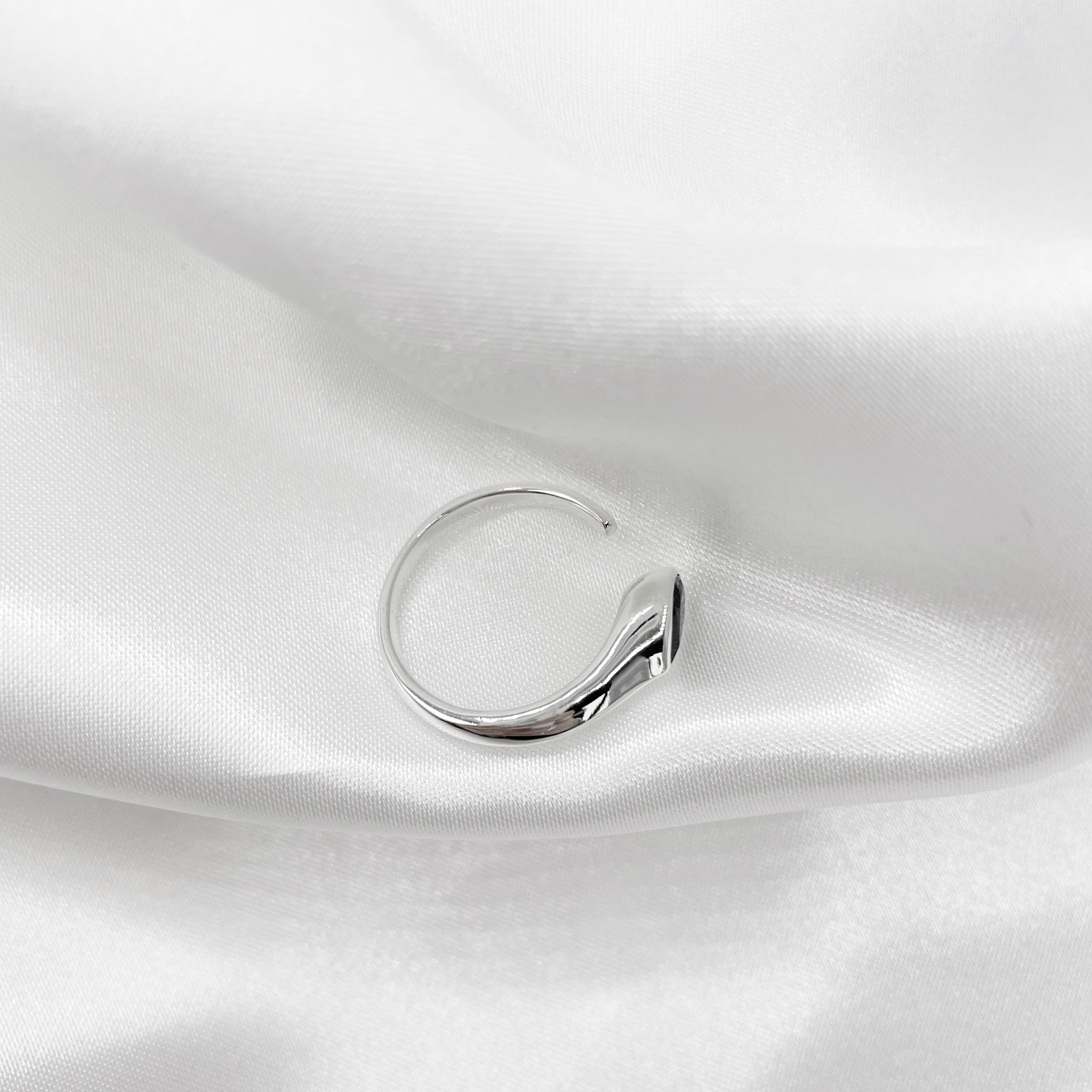 Anello Tormalina Nera Goccia e Argento 925