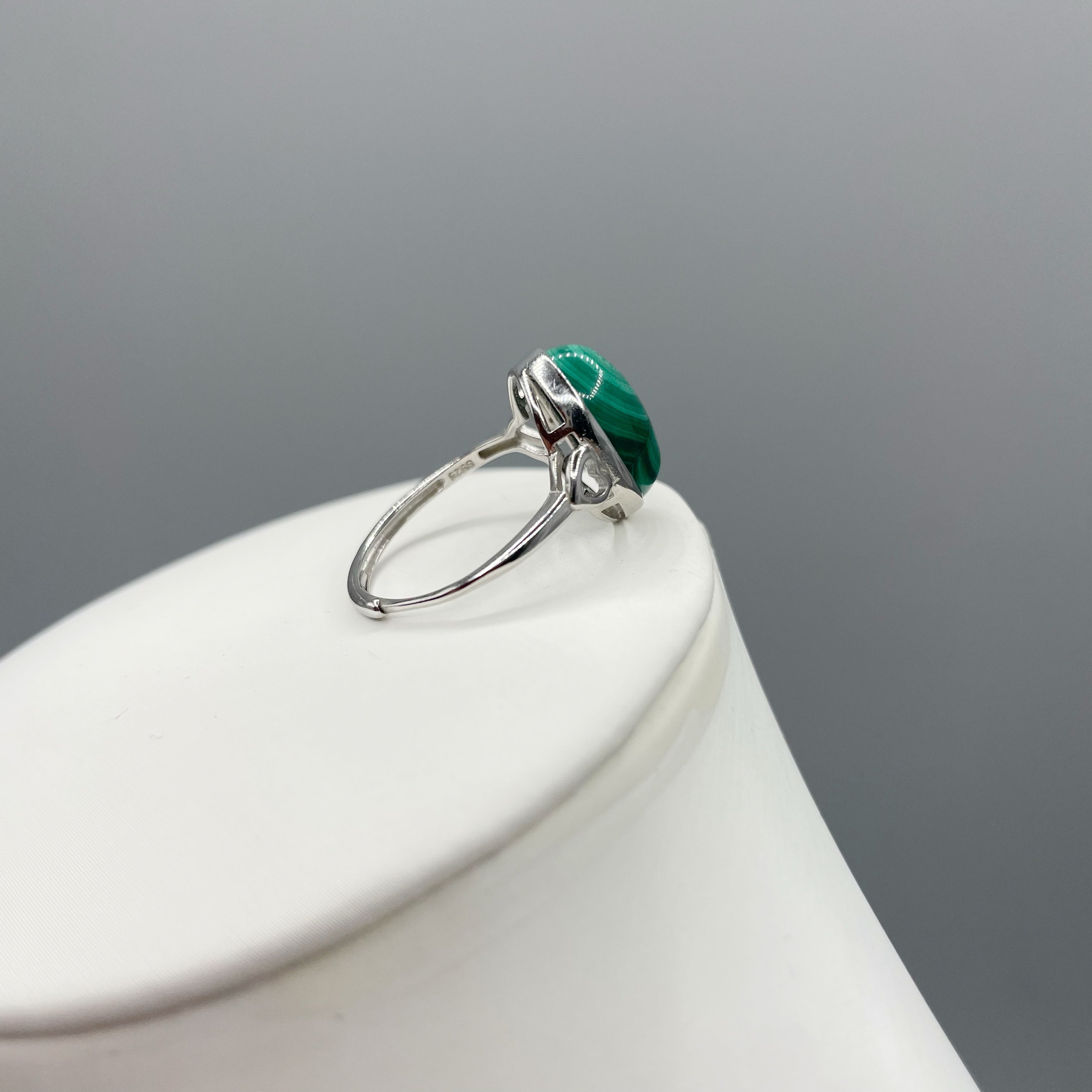 Anello Malachite Ovale - Argento 925