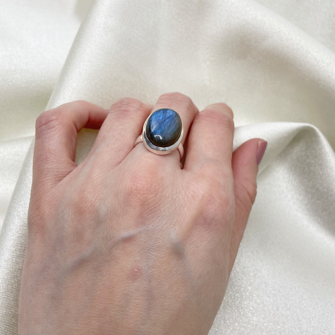 Anello Labradorite Blu e Argento 925