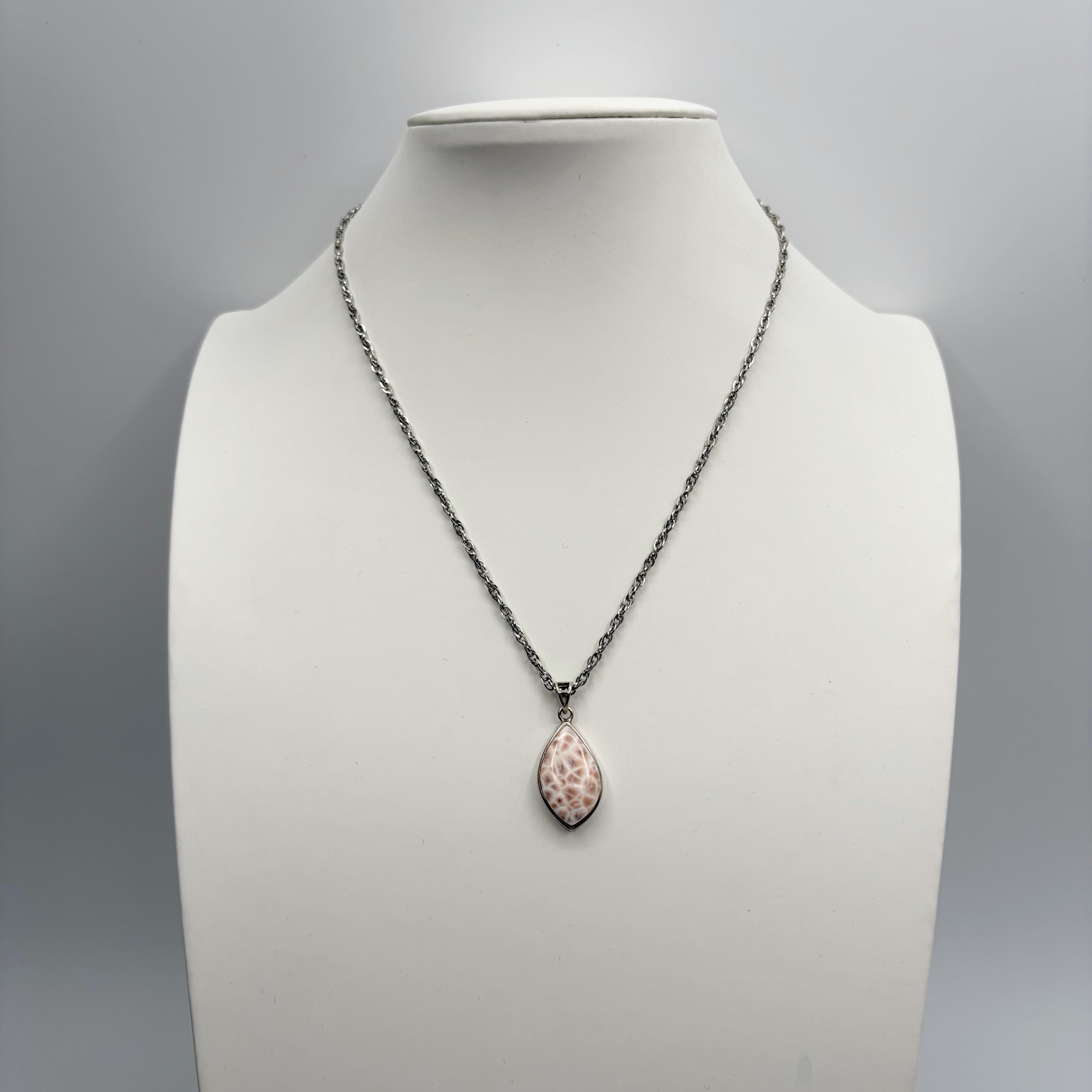 Ciondolo Natrolite e Argento 925