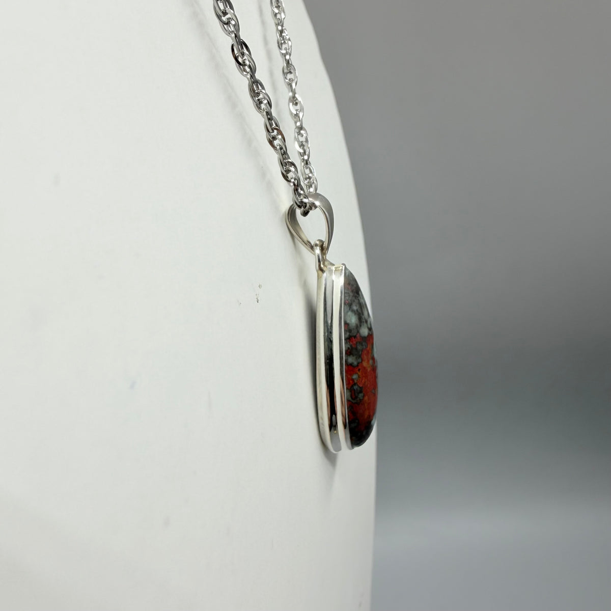 Ciondolo Cuprite e Argento 925 - Goccia