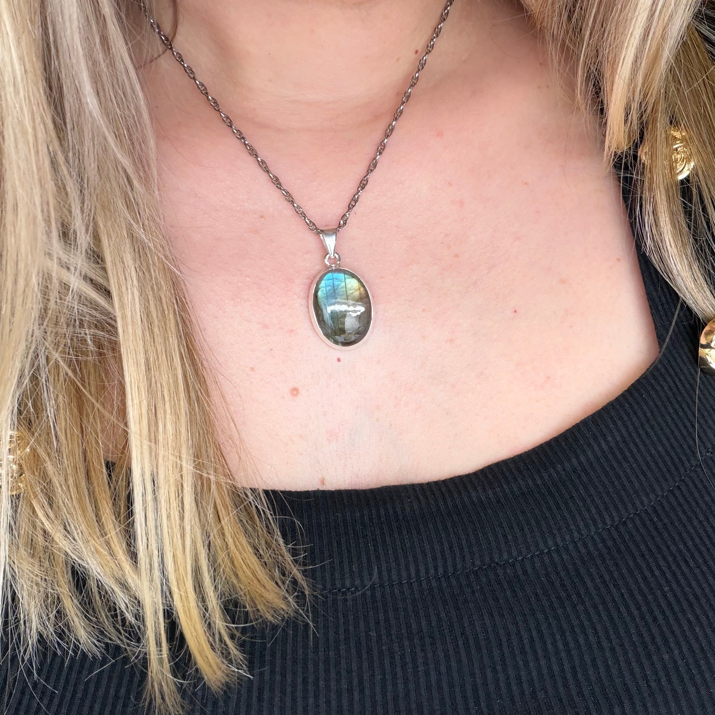 Ciondolo Labradorite Multifuoco Argento 925 - Ovale