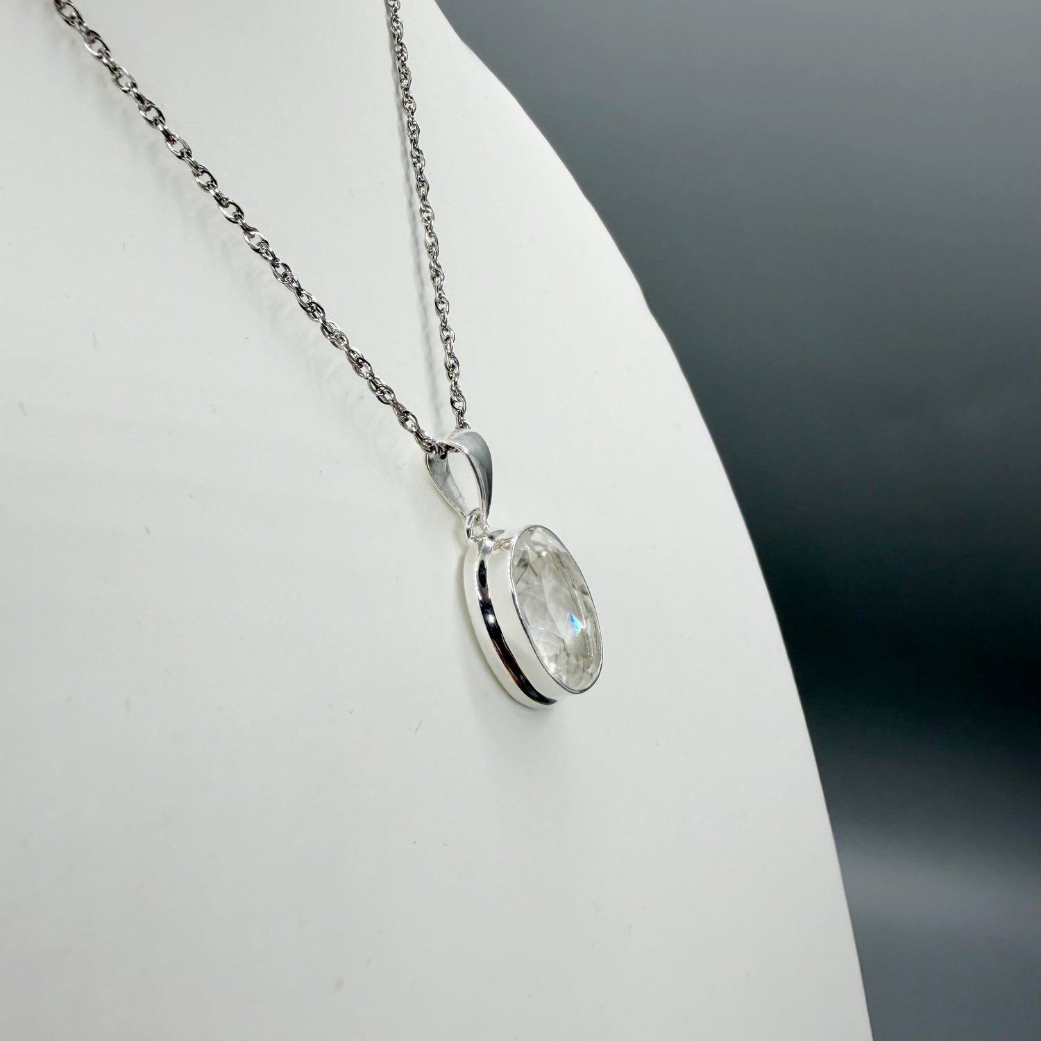 Ciondolo Cristallo di Rocca e Argento 925 - Ovale