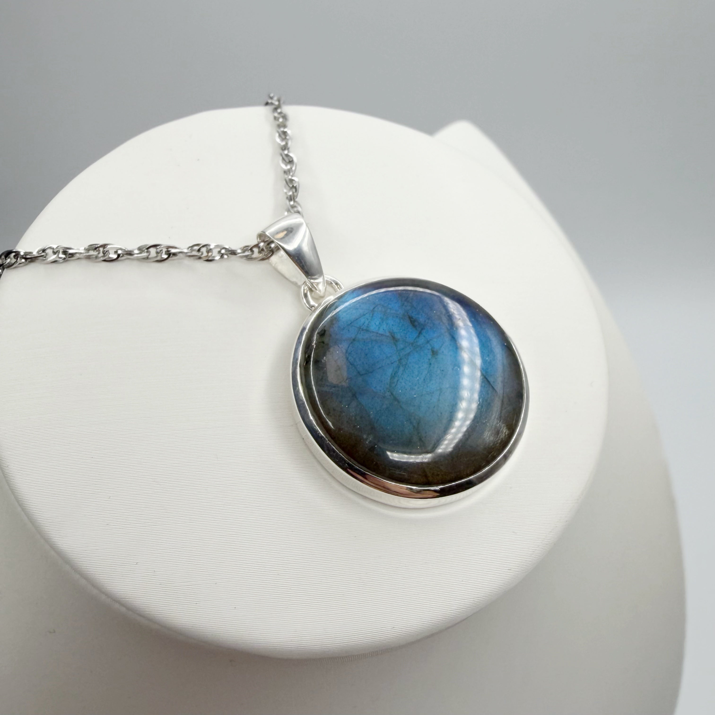 Ciondolo Labradorite Blu Argento 925 - Tondo