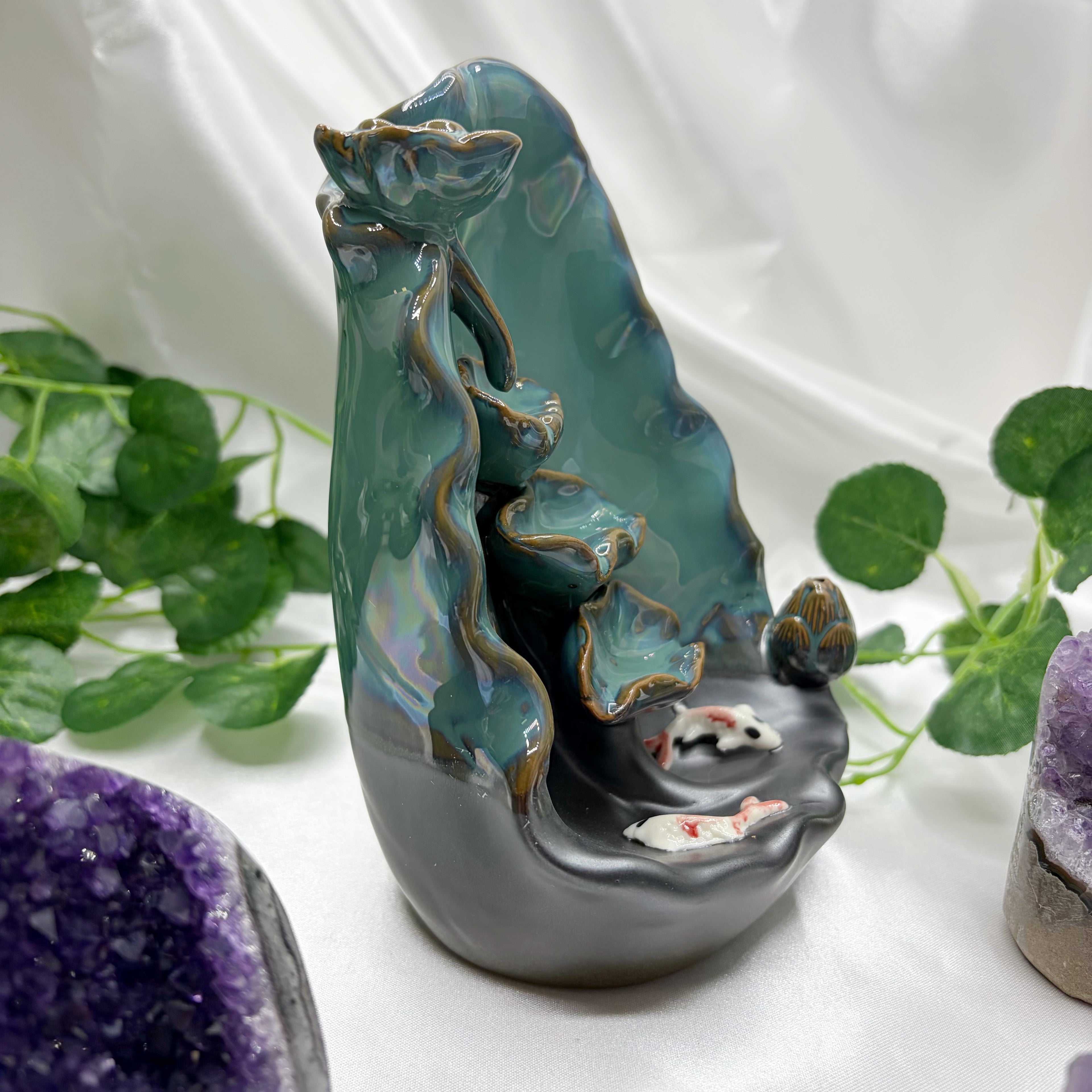 Porta incenso a Cascata - Laghetto con Carpe