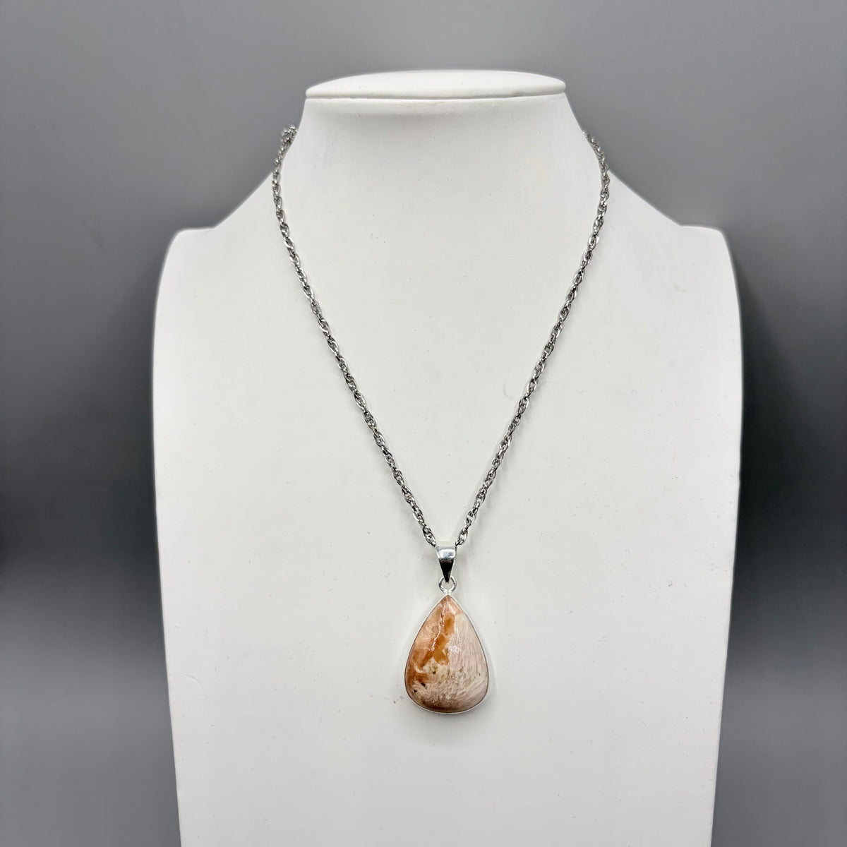 Ciondolo Scolecite Rosa Argento 925 | a Goccia
