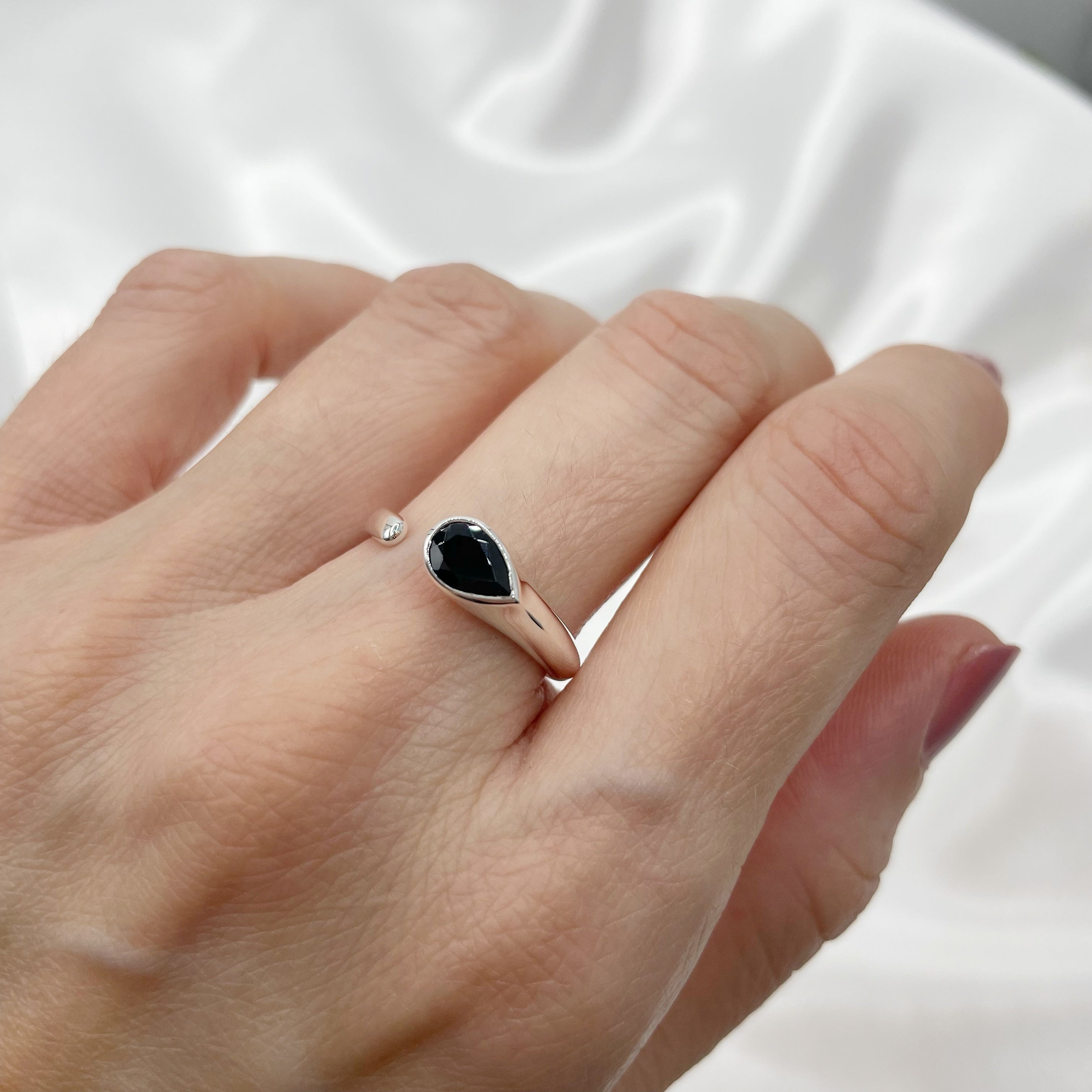Anello Tormalina Nera Goccia e Argento 925