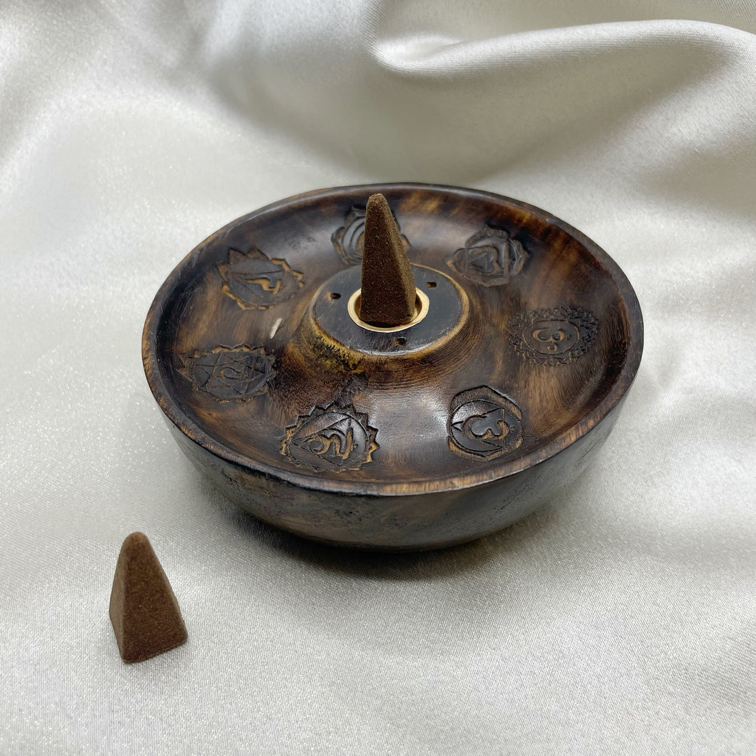 Porta Incenso per Coni, Bastoncini e Palo Santo - 7 chakra