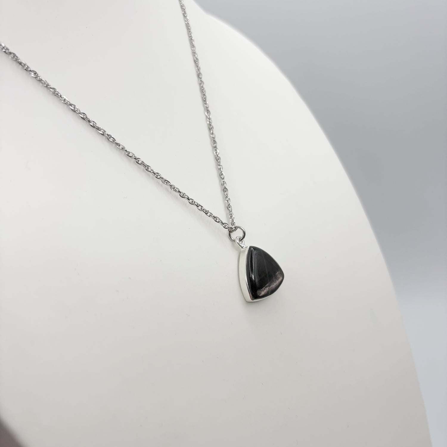 Ciondolo Iperstene Argento 925 - Triangolo piccolo
