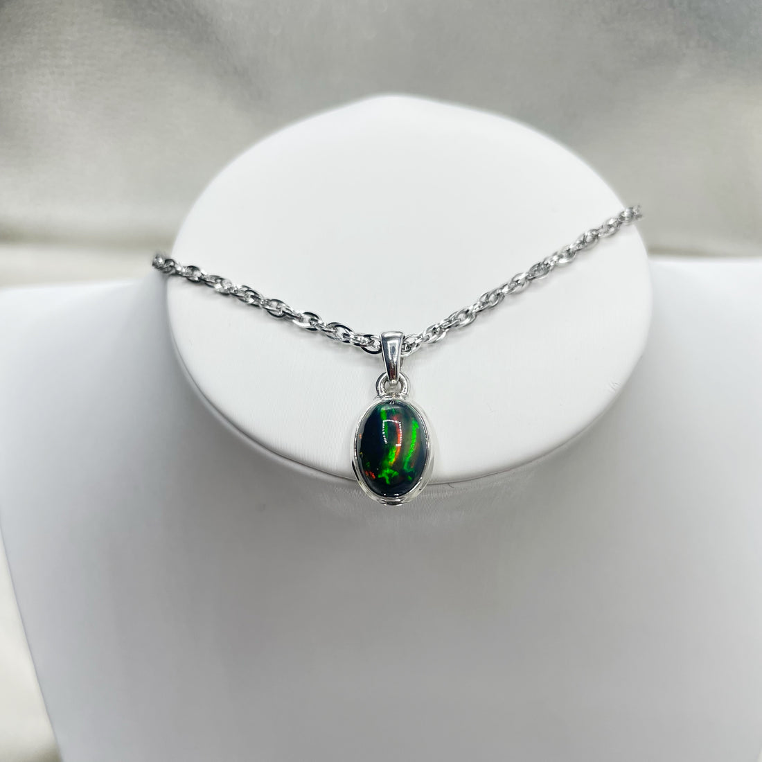 Ciondolo Opale Nero Chalama Ovale - Argento 925