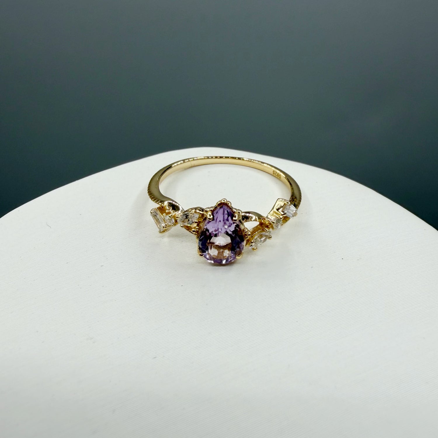 Anello Ametista a Goccia | Argento 925 placcato oro 14k - NON REGOLABILE