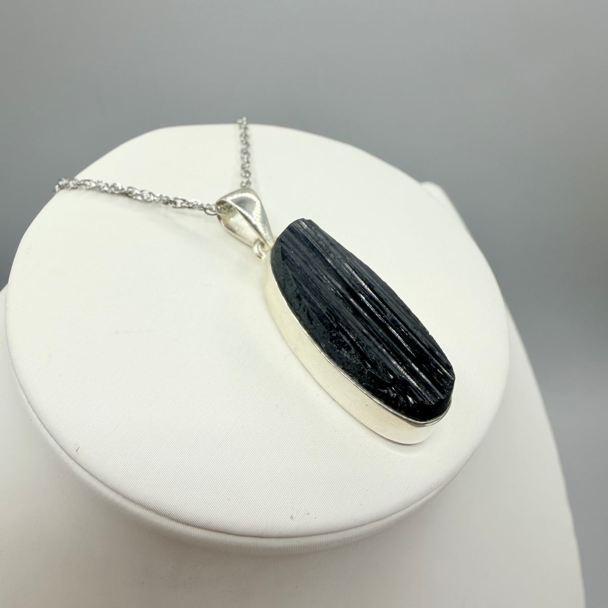 Ciondolo Tormalina Nera Grezza - Argento 925 - Ovale