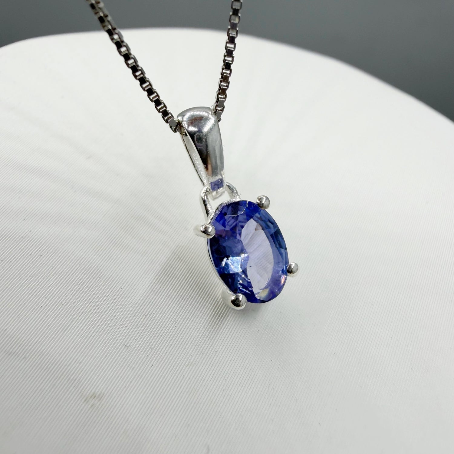 Ciondolo Punto Luce Tanzanite Argento 925 - Ovale