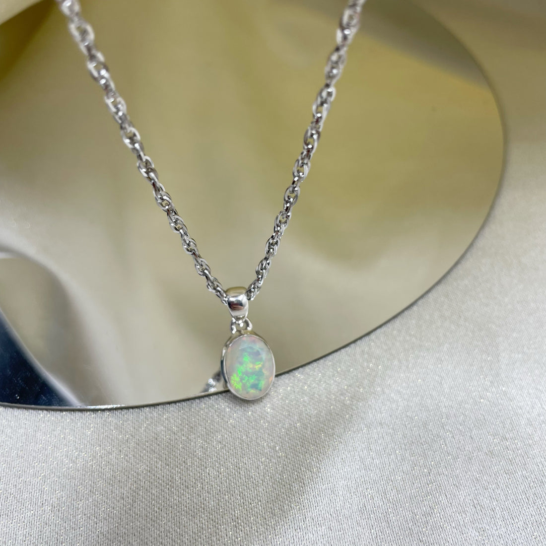 Ciondolo Opale Etiope Sfaccettato Ovale - Argento 925