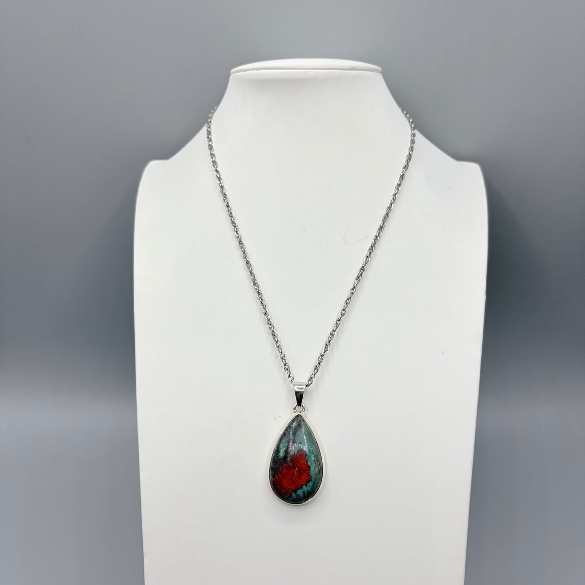 Ciondolo Cuprite e Argento 925 - Goccia