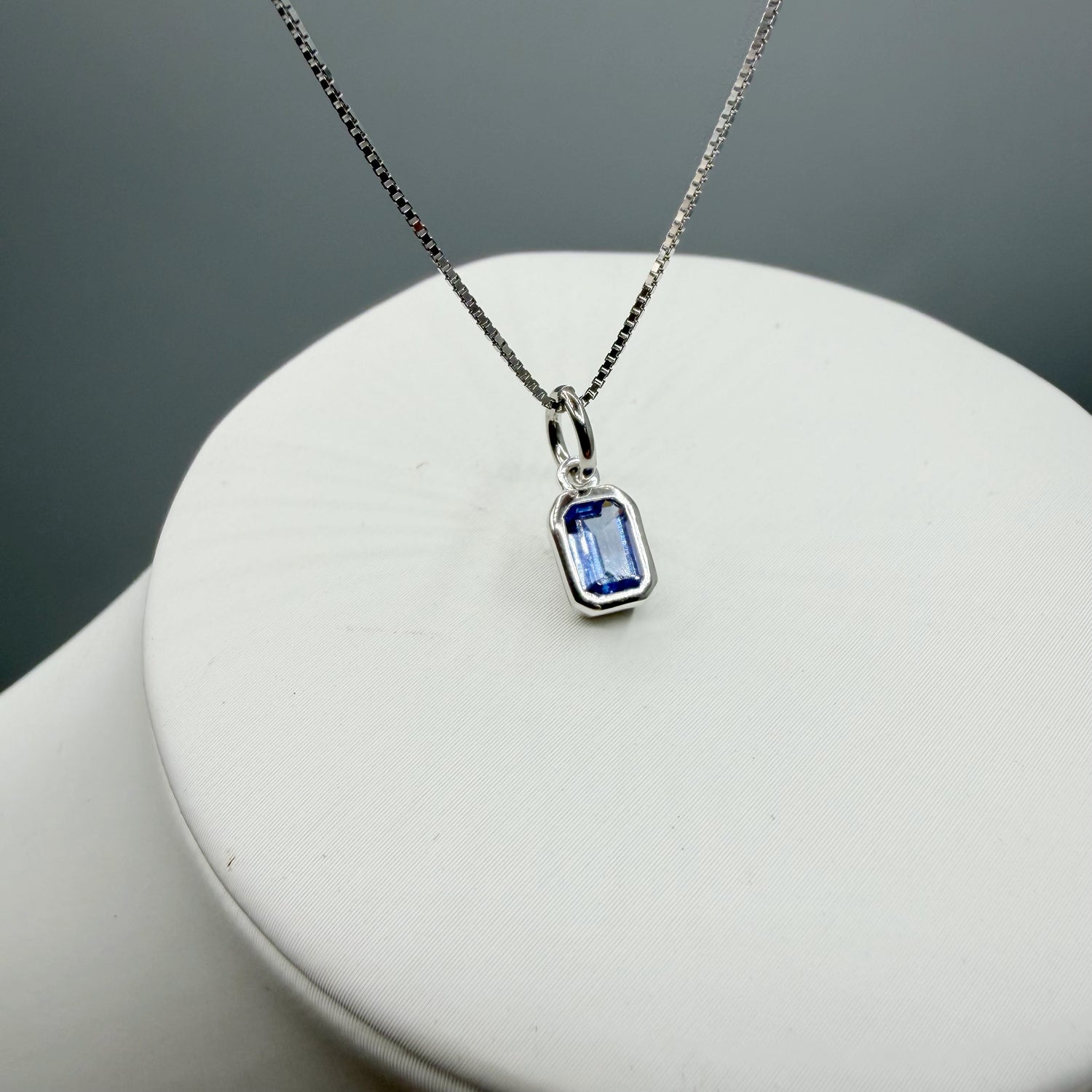 Ciondolo Punto Luce Tanzanite Argento 925 - Rettangolare