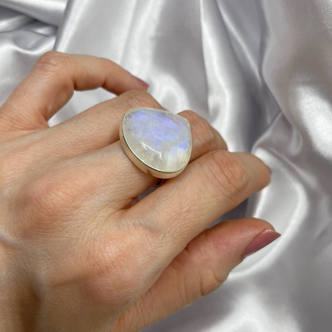 Anello Labradorite Bianca e Argento 925