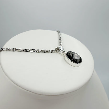 Ciondolo Quarzo Tormalinato Ovale - Argento 925