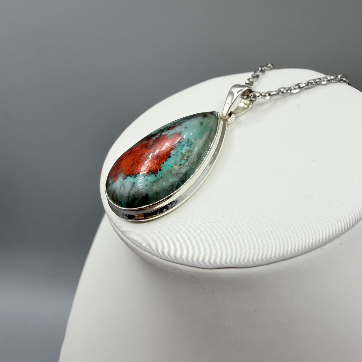 Ciondolo Cuprite e Argento 925 - Goccia