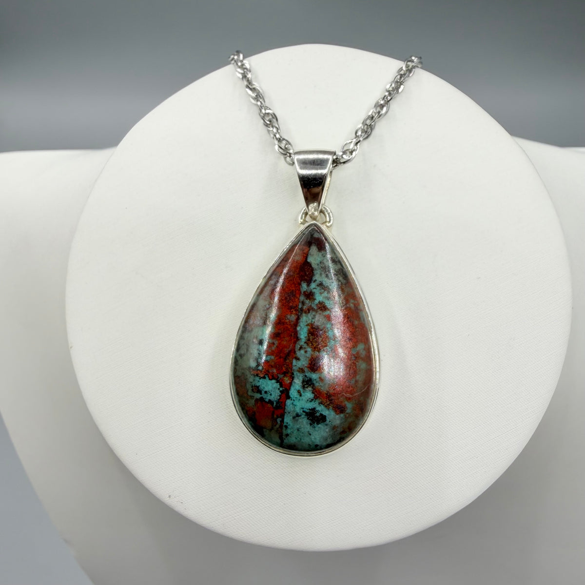 Ciondolo Cuprite e Argento 925 - Goccia