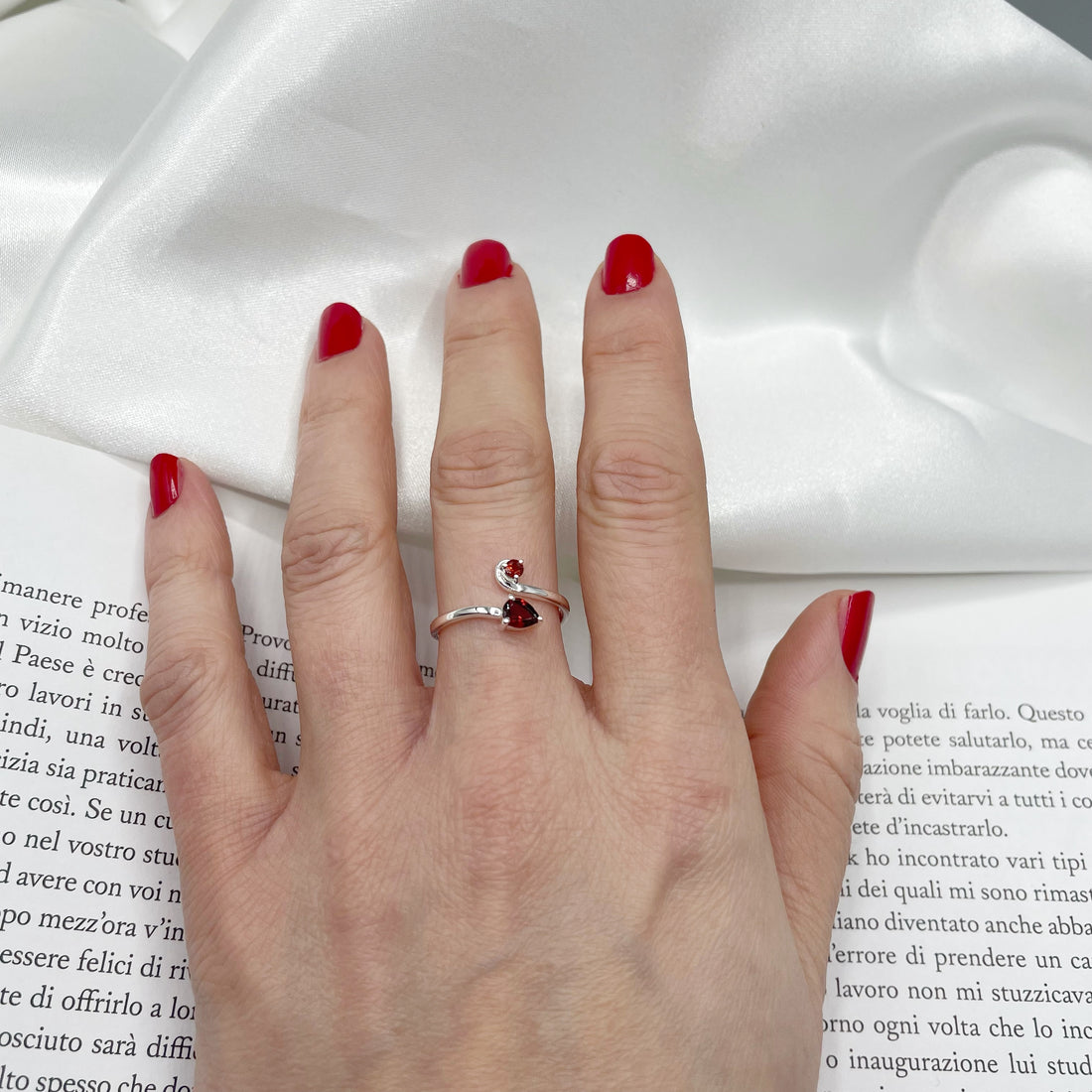 Anello Intreccio Granato e Argento 925