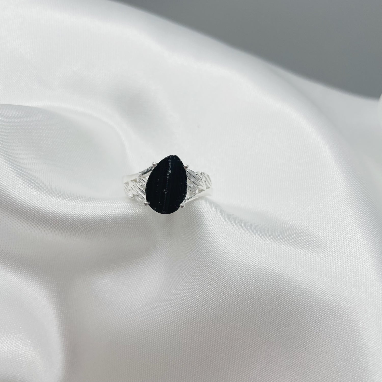 Anello Tormalina Grezza - Argento 925