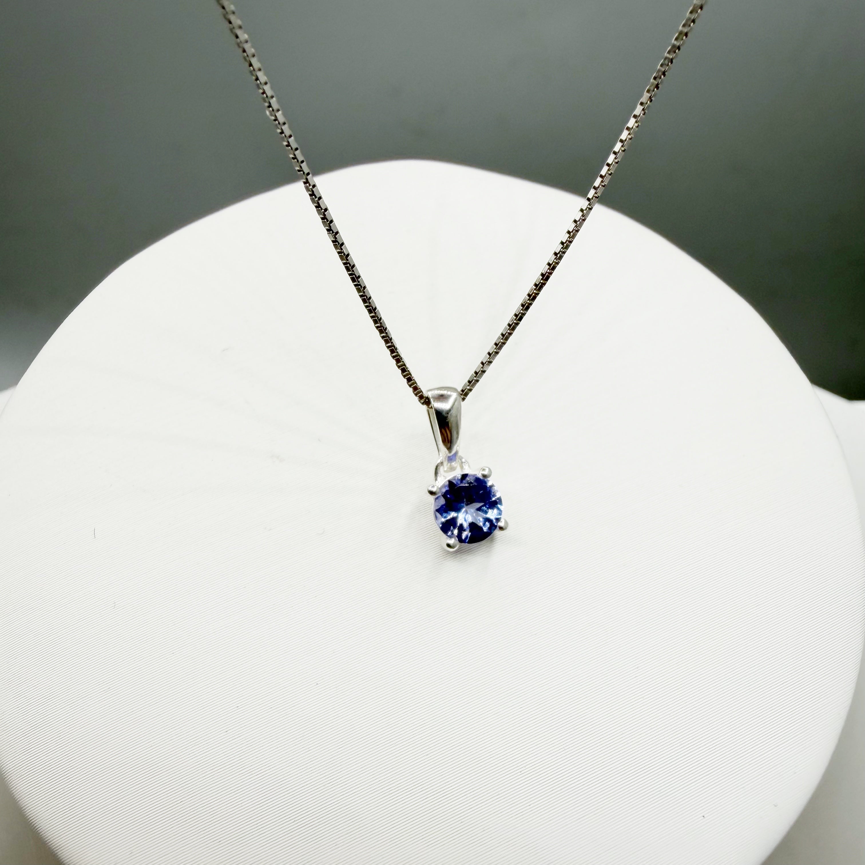 Ciondolo Punto Luce Tanzanite Argento 925 - Tondo