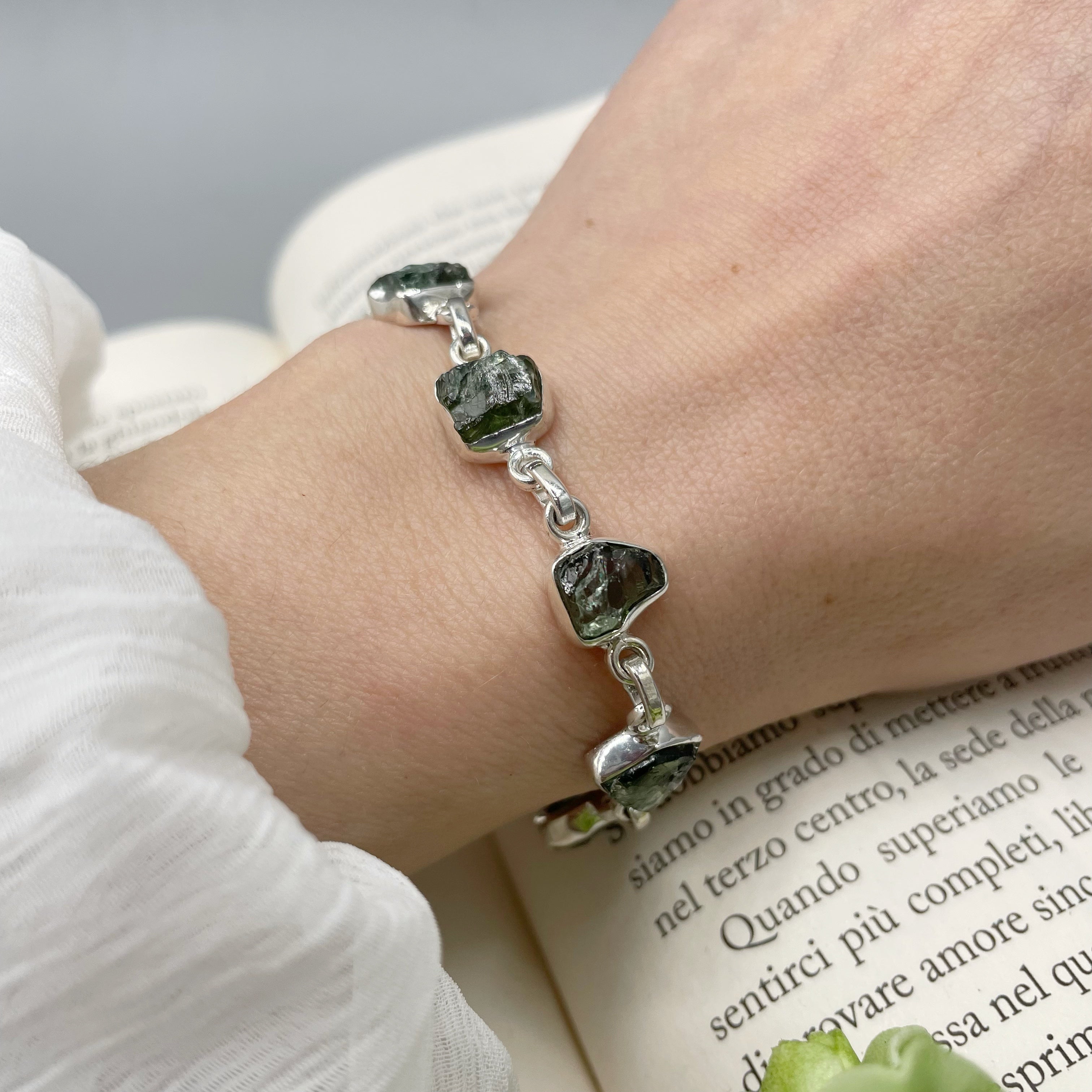 Bracciale Apatite Verde Grezza e Argento 925