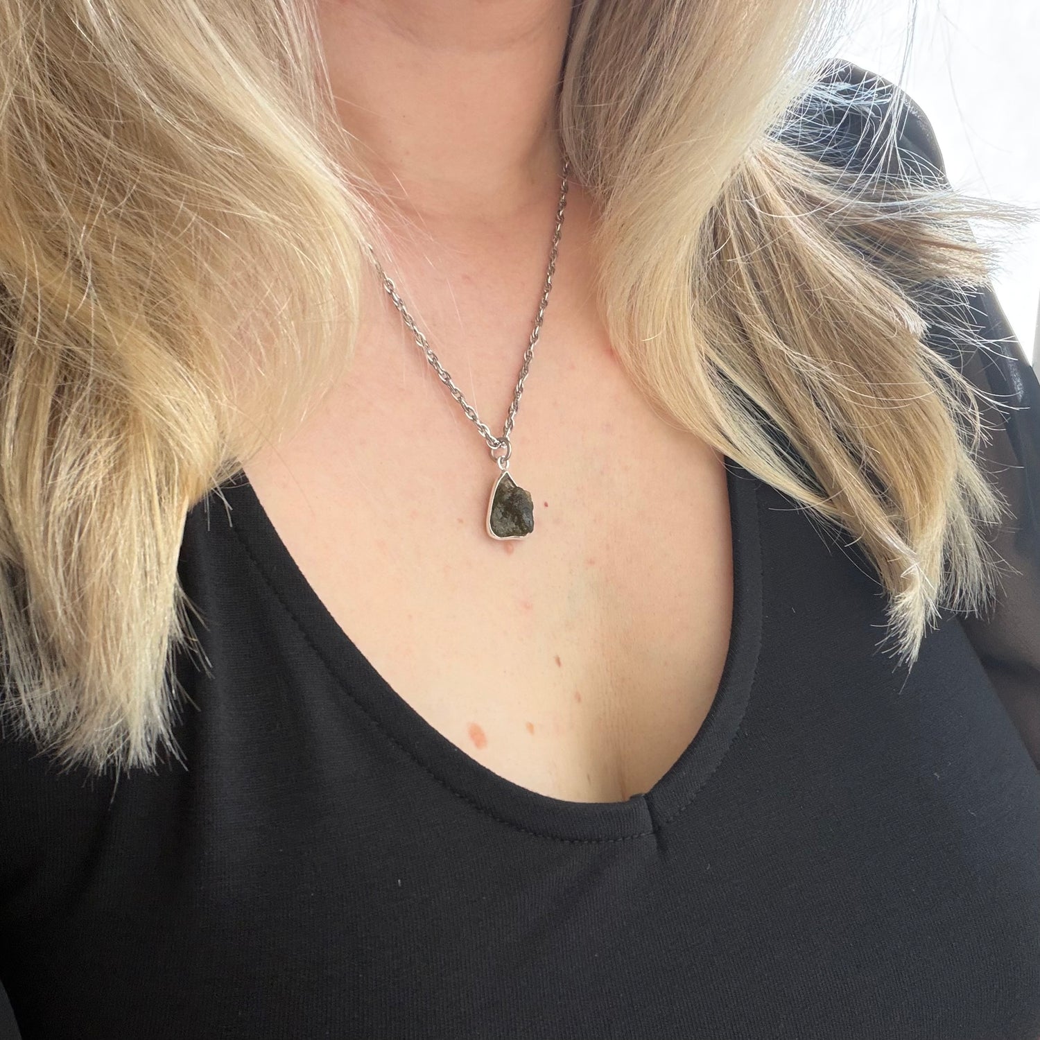 Ciondolo Moldavite Grezza e Argento 925