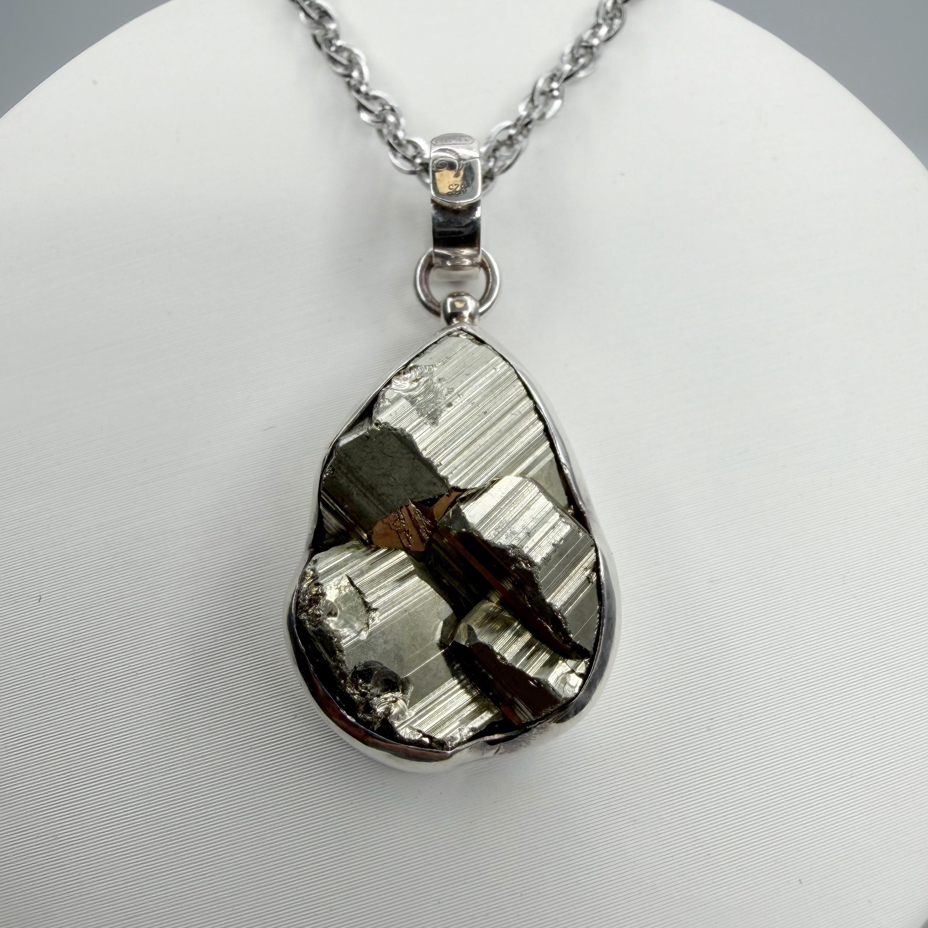 Ciondolo Pirite Grezza - Argento 925 - A Goccia